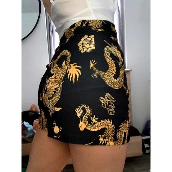New XS Mini Skirt Black Dragon Asian Print Side Split A-line Retro Stretch - Picture 2 of 4